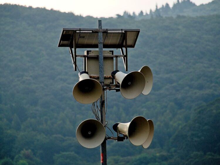 surround speakers