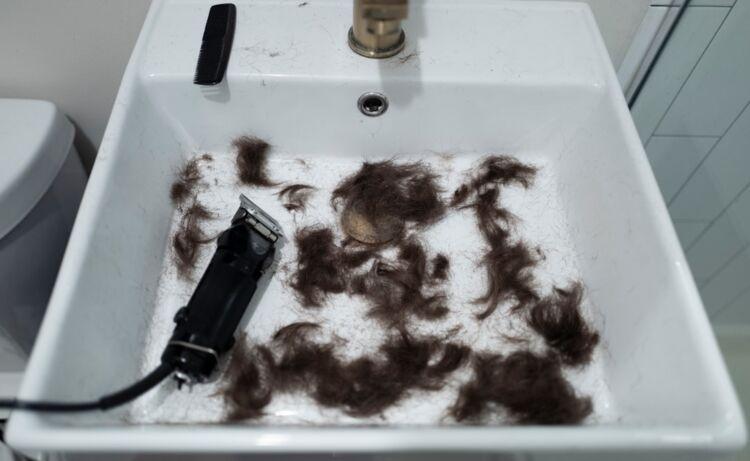 straight cut hair