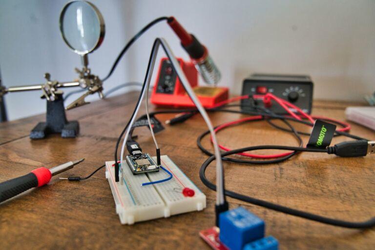 bi-wiring bi-amping